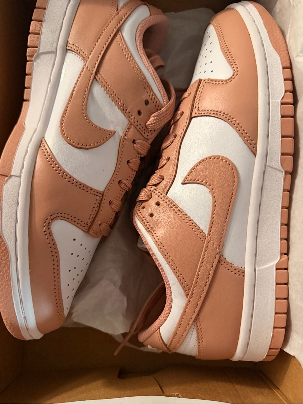 Nike Women's Low-Top Sneakers Rose Whisper
